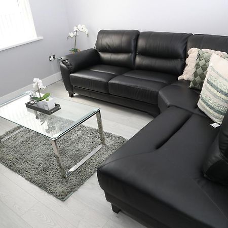 Homely 1-Bed Apartment In Бірмінгем Екстер'єр фото
